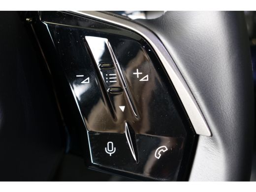 Peugeot 5008 Hybrid 136 e-DCS6 Allure | Panoramic navigation Pack | 7-Zits | Keyless Entry | Camera | LED kopl... ActivLease financial lease