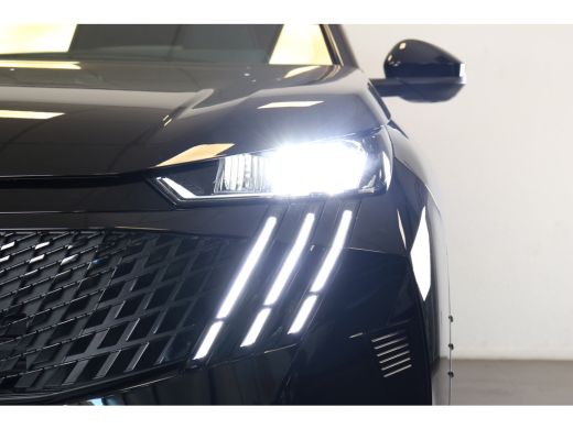 Peugeot 5008 Hybrid 136 e-DCS6 Allure | Panoramic navigation Pack | 7-Zits | Keyless Entry | Camera | LED kopl... ActivLease financial lease