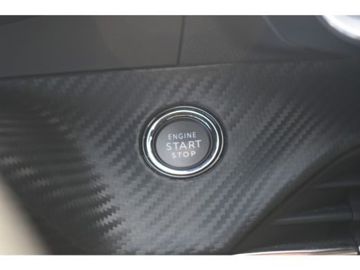 Peugeot e-208 Peugeot EV GT 350 50 kWh 3 Fase | Navigatie | Sportstoelen | 1e Eigenaar | Dealeronderhouden | Ha... ActivLease financial lease