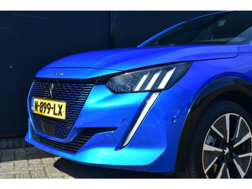 Peugeot e-208 Peugeot EV GT 350 50 kWh 3 Fase | Navigatie | Sportstoelen | 1e Eigenaar | Dealeronderhouden | Ha... ActivLease financial lease