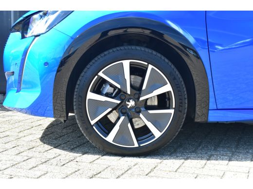 Peugeot e-208 Peugeot EV GT 350 50 kWh 3 Fase | Navigatie | Sportstoelen | 1e Eigenaar | Dealeronderhouden | Ha... ActivLease financial lease