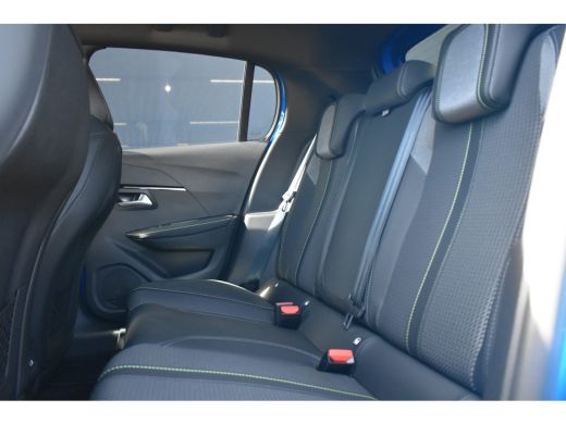 Peugeot e-208 Peugeot EV GT 350 50 kWh 3 Fase | Navigatie | Sportstoelen | 1e Eigenaar | Dealeronderhouden | Ha... ActivLease financial lease