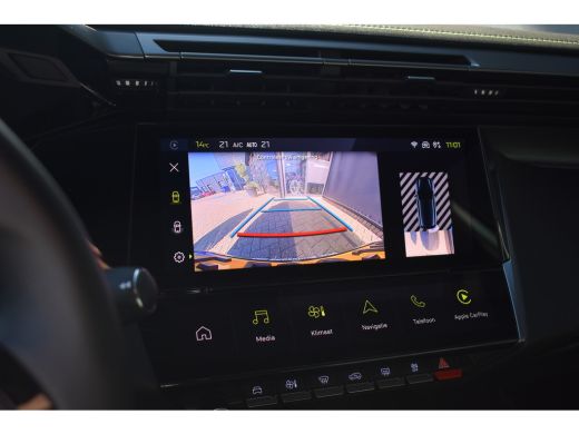 Peugeot E-308 EV GT First Edition 54 kWh 3 Fase | Navigatie | Stoelverwarming | Adaptive Cruise | Keyless-Entry... ActivLease financial lease