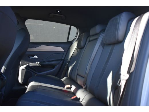 Peugeot E-308 EV GT First Edition 54 kWh 3 Fase | Navigatie | Stoelverwarming | Adaptive Cruise | Keyless-Entry... ActivLease financial lease