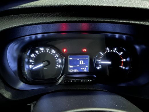 Peugeot Expert 2.0 BlueHDI 145 S&S L2 | Airco | Cruise control | Elektrische ramen voor ActivLease financial lease