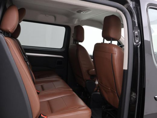 Peugeot Expert 2.0 BLUEHDI 180 PK AUT. DUBBEL CABINE SPORT + ADAPTIVE CRUISE | LEDER | HEAD-UP | XENON | CAMERA ActivLease financial lease
