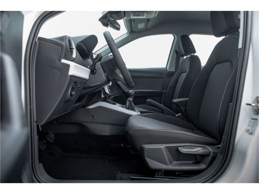 Seat Arona 1.0 EcoTSI 95PK Style | Climate Controle | Extra Fabrieksgarantie | App-Connect | 16'' LMV | Crui... ActivLease financial lease