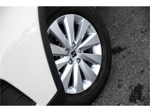 Seat Arona 1.0 EcoTSI 95PK Style | Climate Controle | Extra Fabrieksgarantie | App-Connect | 16'' LMV | Crui... ActivLease financial lease