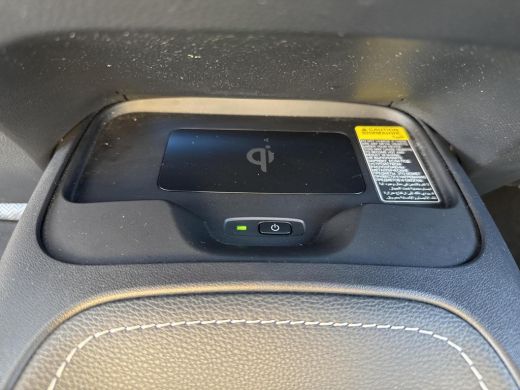 Toyota Corolla 1.8 Hybrid Style Bi-Tone | Navigatie | Apple CarPlay/Android auto | Achteruitrijcamera ActivLease financial lease