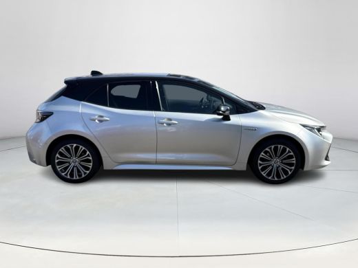 Toyota Corolla 1.8 Hybrid Style Bi-Tone | Navigatie | Apple CarPlay/Android auto | Achteruitrijcamera ActivLease financial lease