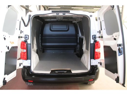 Toyota ProAce Worker 2.0 D-4D 145PK L2H1 EURO 6 ActivLease financial lease