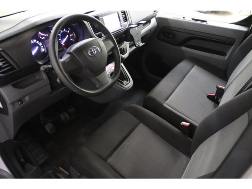 Toyota ProAce Worker 2.0 D-4D 145PK L2H1 EURO 6 ActivLease financial lease