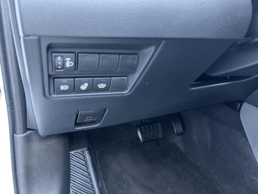 Toyota Yaris Cross 1.5 Hybrid 115 First Edition | All-in prijs | Automaat | Stoelverwarming | Apple / Android auto ActivLease financial lease