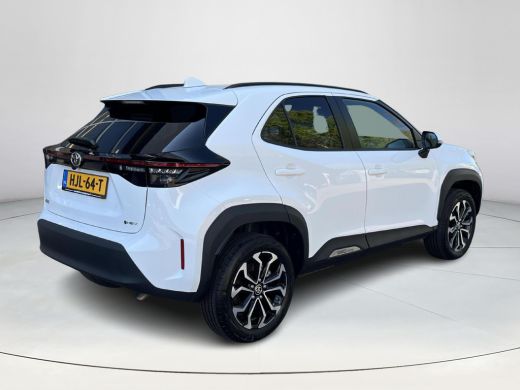 Toyota Yaris Cross 1.5 Hybrid 115 First Edition | All-in prijs | Automaat | Stoelverwarming | Apple / Android auto ActivLease financial lease