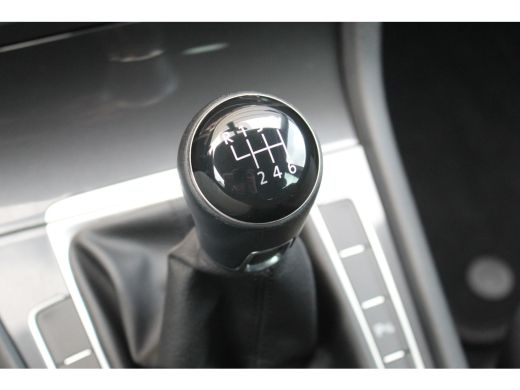 Volkswagen GOLF Variant 1.0 TSI Comfortline | Adapt. Cruise | PDC V+A | Climate | Navi | DAB | LMV 16" | ActivLease financial lease