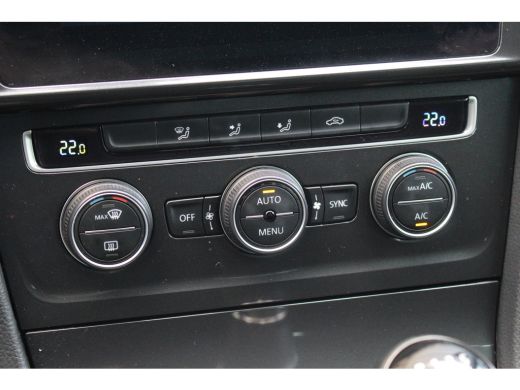 Volkswagen GOLF Variant 1.0 TSI Comfortline | Adapt. Cruise | PDC V+A | Climate | Navi | DAB | LMV 16" | ActivLease financial lease
