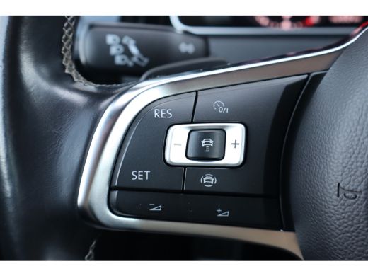 Volkswagen GOLF Variant 1.5 TSI 150PK 7-DSG Highline Business R | Trekhaak | Virtual Cockpit | Achteruitrijcamera | ActivLease financial lease