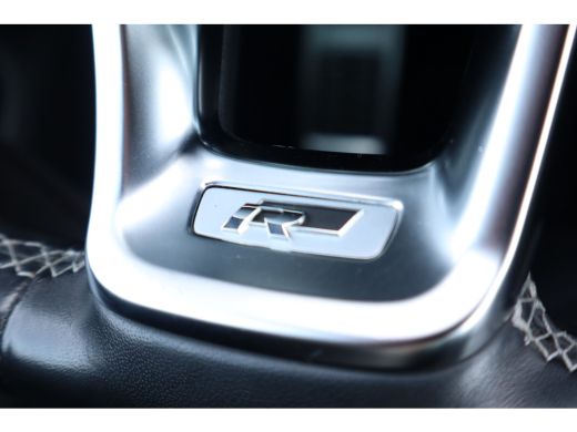 Volkswagen GOLF Variant 1.5 TSI 150PK 7-DSG Highline Business R | Trekhaak | Virtual Cockpit | Achteruitrijcamera | ActivLease financial lease