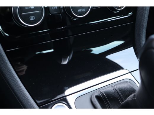Volkswagen GOLF Variant 1.5 TSI 150PK 7-DSG Highline Business R | Trekhaak | Virtual Cockpit | Achteruitrijcamera | ActivLease financial lease