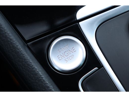 Volkswagen GOLF Variant 1.5 TSI 150PK 7-DSG Highline Business R | Trekhaak | Virtual Cockpit | Achteruitrijcamera | ActivLease financial lease