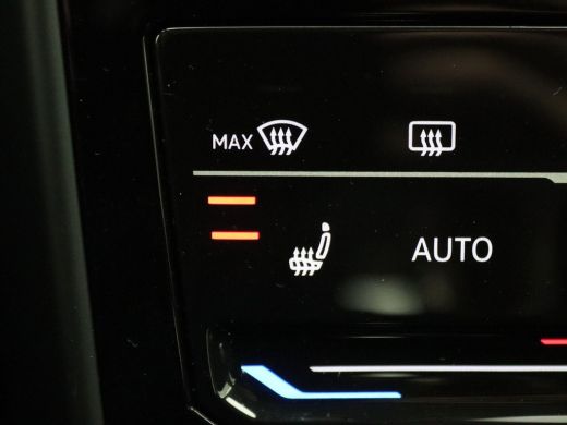 Volkswagen T-Cross 1.0 TSI Life 110PK DSG Adaptieve Cruise Controle, Achteruitrijcamera, Parkeersensoren voor en ach... ActivLease financial lease