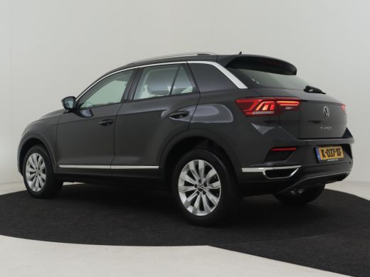 Volkswagen T-Roc 1.5 TSI DSG/AUTO Sport 150pk | 1e eigenaar | Adaptief cruise control | Navigatie | Parkeersensore... ActivLease financial lease