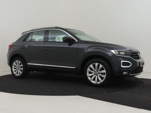 Volkswagen T-Roc 1.5 TSI DSG/AUTO Sport 150pk | 1e eigenaar | Adaptief cruise control | Navigatie | Parkeersensore... ActivLease financial lease