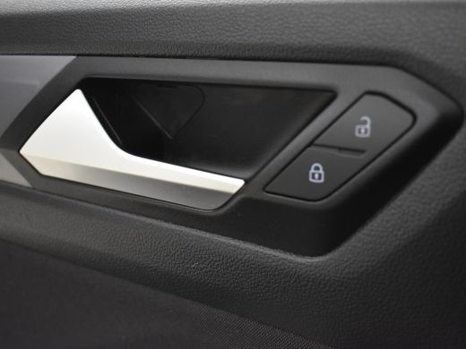 Volkswagen T-Roc 1.5 TSI DSG/AUTO Sport 150pk | 1e eigenaar | Adaptief cruise control | Navigatie | Parkeersensore... ActivLease financial lease