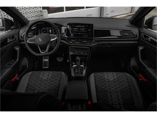 Volkswagen T-Roc 1.5 TSI R-Line 150pk Automaat | Camera | Carplay | Naviagtie | Cockpit Pro ActivLease financial lease