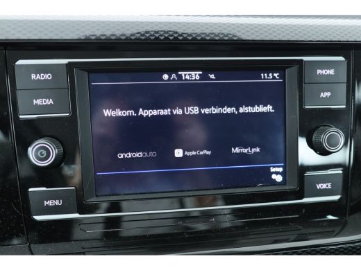 Volkswagen Taigo 1.0 TSI Life | Camera | Adaptive Cruise | Keyless | Climate Control | Stoelverwarming | Led | Dea... ActivLease financial lease