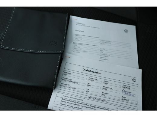 Volkswagen Taigo 1.0 TSI Life | Camera | Adaptive Cruise | Keyless | Climate Control | Stoelverwarming | Led | Dea... ActivLease financial lease