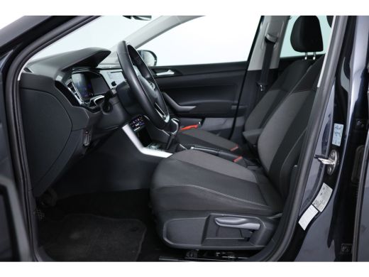 Volkswagen Taigo 1.0 TSI Life | Camera | Adaptive Cruise | Keyless | Climate Control | Stoelverwarming | Led | Dea... ActivLease financial lease