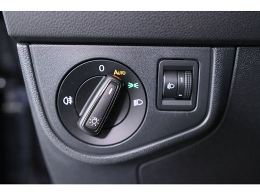 Volkswagen Taigo 1.0 TSI Life | Camera | Adaptive Cruise | Keyless | Climate Control | Stoelverwarming | Led | Dea... ActivLease financial lease