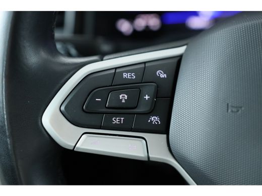 Volkswagen Taigo 1.0 TSI Life | Camera | Adaptive Cruise | Keyless | Climate Control | Stoelverwarming | Led | Dea... ActivLease financial lease