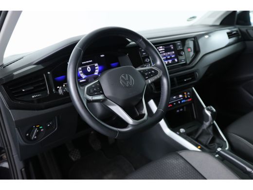 Volkswagen Taigo 1.0 TSI Life | Camera | Adaptive Cruise | Keyless | Climate Control | Stoelverwarming | Led | Dea... ActivLease financial lease
