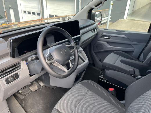 Volkswagen Transporter 2.0 TDI L2H1 30 Bulli | ACC | Apple Carplay | Navigatie | Stoel verwarming | Trekhaak | Sport pak... ActivLease financial lease
