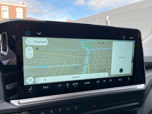 Volkswagen Transporter 2.0 TDI L2H1 30 Bulli | ACC | Apple Carplay | Navigatie | Stoel verwarming | Trekhaak | Sport pak... ActivLease financial lease