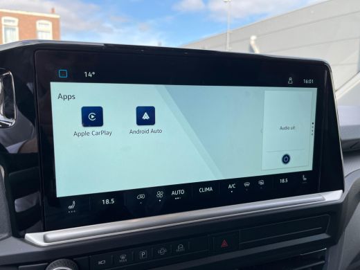 Volkswagen Transporter 2.0 TDI L2H1 30 Bulli | ACC | Apple Carplay | Navigatie | Stoel verwarming | Trekhaak | Sport pak... ActivLease financial lease