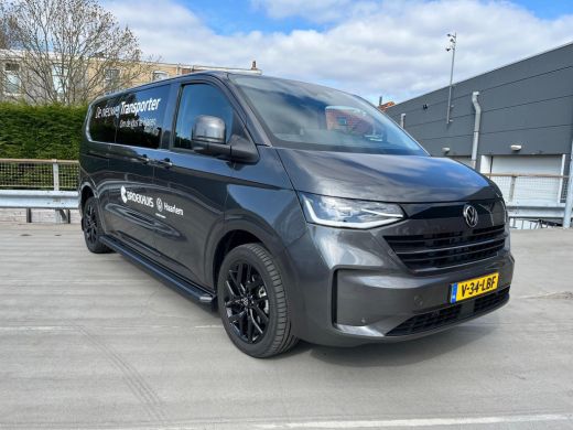 Volkswagen Transporter 2.0 TDI L2H1 30 Bulli | ACC | Apple Carplay | Navigatie | Stoel verwarming | Trekhaak | Sport pak... ActivLease financial lease