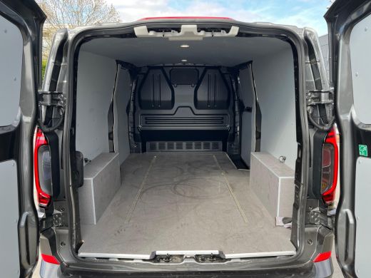 Volkswagen Transporter 2.0 TDI L2H1 30 Bulli | ACC | Apple Carplay | Navigatie | Stoel verwarming | Trekhaak | Sport pak... ActivLease financial lease
