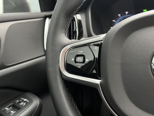 Volvo  S60 2.0 B4 Plus Bright | Achterbank verwarmd | Achteruitrijcamera | Cruise control adaptief met Stop&... ActivLease financial lease