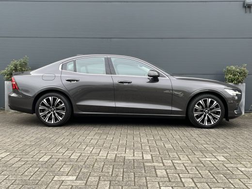 Volvo  S60 2.0 B4 Plus Bright | Achterbank verwarmd | Achteruitrijcamera | Cruise control adaptief met Stop&... ActivLease financial lease