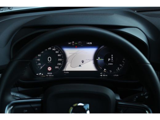 Volvo  XC40 1.5 T4 Recharge R-Design | Trekhaak | 360 Camera | Harman/Kardon | Panoramadak | Adaptive Cruise ActivLease financial lease