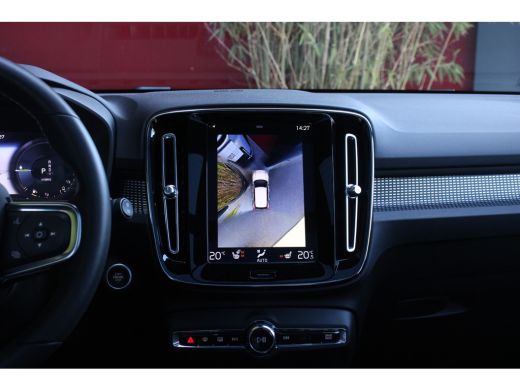 Volvo  XC40 1.5 T4 Recharge R-Design | Trekhaak | 360 Camera | Harman/Kardon | Panoramadak | Adaptive Cruise ActivLease financial lease