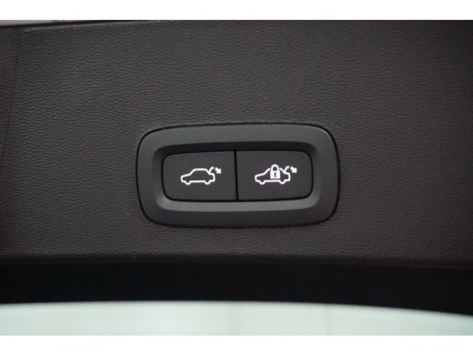 Volvo  XC40 Volvo T5 Plug-in hybrid Plus Dark | Achteruitrijcamera | Audio installatie premium | Cruise contr... ActivLease financial lease