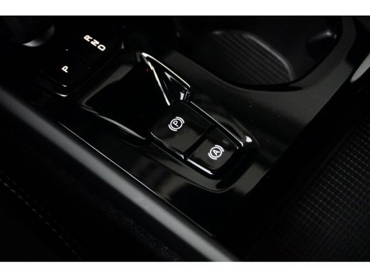 Volvo  XC40 Volvo T5 Plug-in hybrid Plus Dark | Achteruitrijcamera | Audio installatie premium | Cruise contr... ActivLease financial lease