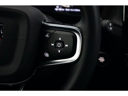 Volvo  XC40 Volvo T5 Plug-in hybrid Plus Dark | Achteruitrijcamera | Audio installatie premium | Cruise contr... ActivLease financial lease
