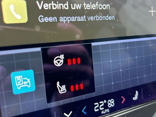 Volvo  XC60 B5 Plus Dark | Achterbank verwarmd | Achteruitrijcamera | Cruise control adaptief met Stop&Go en ... ActivLease financial lease