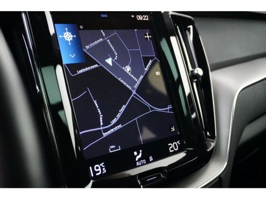 Volvo  XC60 Volvo Recharge T6 AWD R-Design | Achteruitrijcamera | Cruise control adaptief met Stop&Go en stuu... ActivLease financial lease