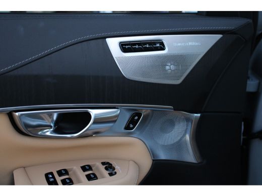 Volvo  XC90 T8 AWD Ultra Dark | Luchtvering | Bowers & Wilkins | Head-up display | Panoramadak | 360 Camera |... ActivLease financial lease